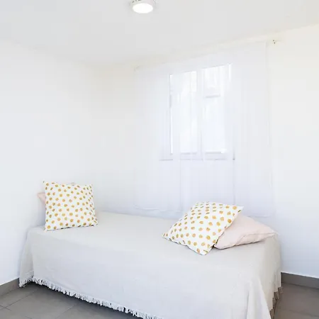 Home2Book Triplex Adeje, Terrace & View アデヘ